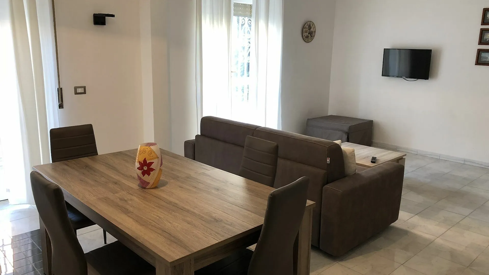 Residence Falcone Naples Italy